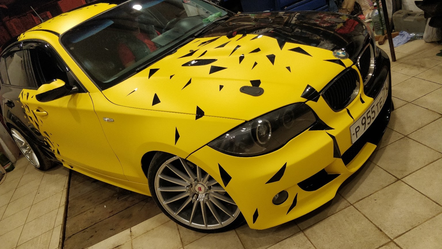 1640044798_43-phonoteka-org-p-fon-dlya-okleiki-avto-krasivo-47